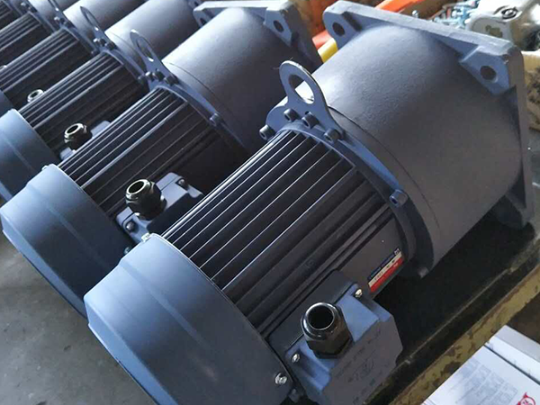 簡易升降立式停車馬達 簡易升降立式停車馬達